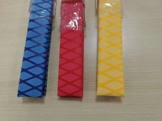 30 มม ความยืดหยุ่นสูง เทปจับกันสกิ๊ดสีสันกันสกัด ไม่เลื่อน ความร้อนลดท่อแขนสําหรับราค็อตแบดมินตัน